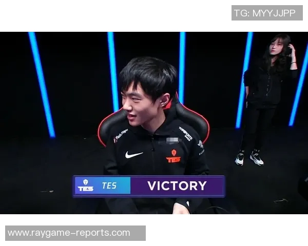 高校联赛特别报道：TES战队从默默无闻到崭露头角的成长历程