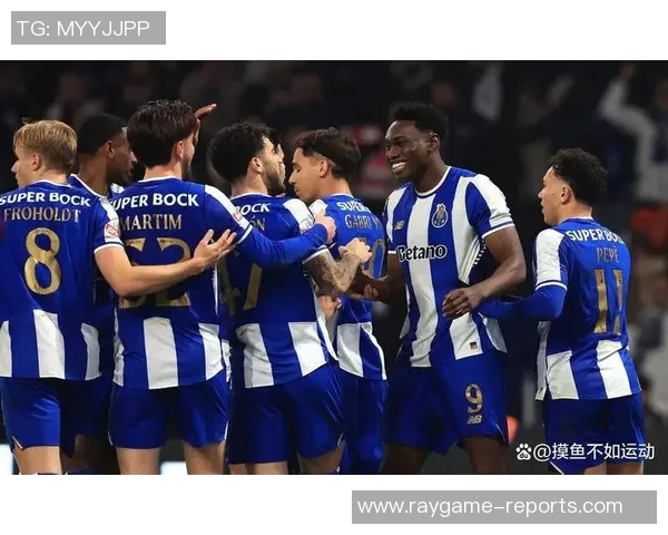 欧联杯精彩对决多特蒙德与巴萨激战成平局乌龙球引发全场沸腾