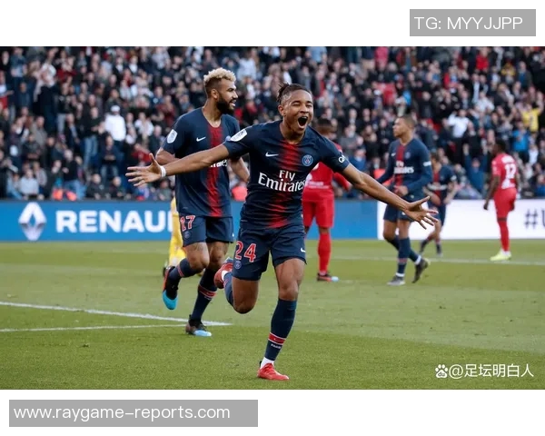 中超精彩对决巴黎圣日耳曼与阿森纳战成平局绝杀瞬间引发全场欢呼